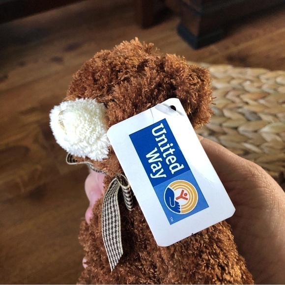 United Way soft brown teddy bear - Picture 4 of 5